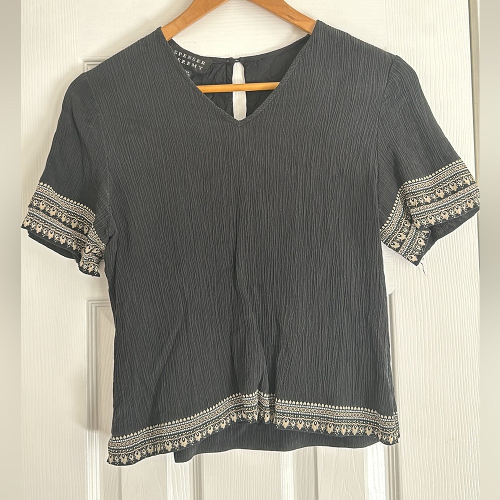 100% silk vintage top, perfect condition!